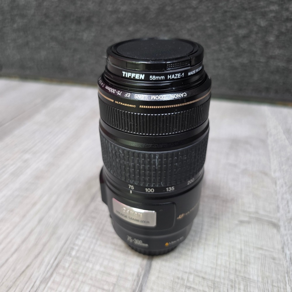 Canon Zoom Lens Black 58mm EF 75-300mm f/4-5.6 IS USM Image Stabilizer